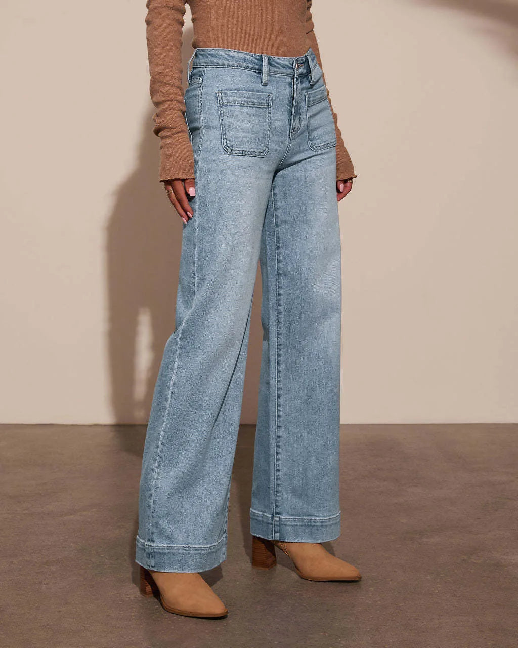 New Fall Styles: Women's High-waisted Jeans, Retro-style Black Wide-leg Trousers, and Blue Denim Pants. (Asian Sizes S-XXL)