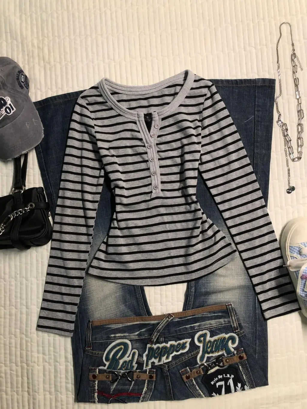 Striped Long Sleeve Top Women Korean Style Vintage Slim Fit Work Wear V Neck Button Autumn Winter Base Layer T-shirt