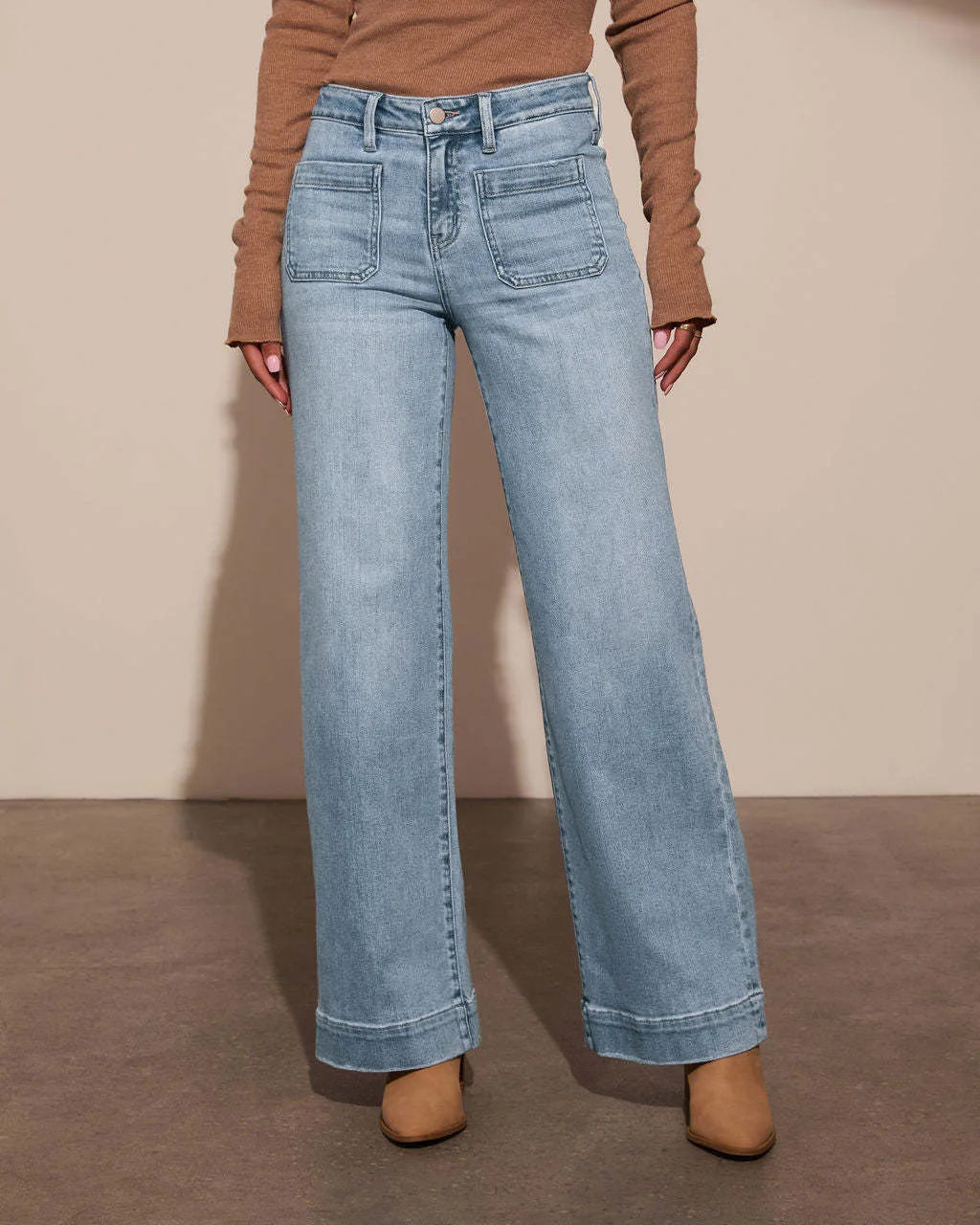 New Fall Styles: Women's High-waisted Jeans, Retro-style Black Wide-leg Trousers, and Blue Denim Pants. (Asian Sizes S-XXL)